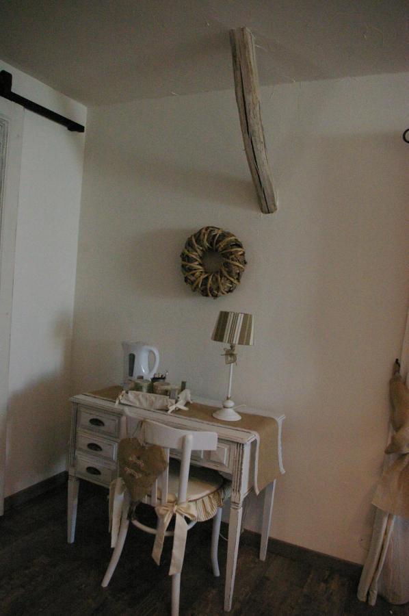 Au Charme D'Antan Panzió Féron Kültér fotó